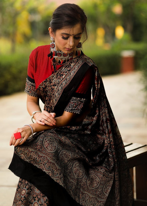 EXCLUSIVE BLACK COLOR AJRAKH SAREE